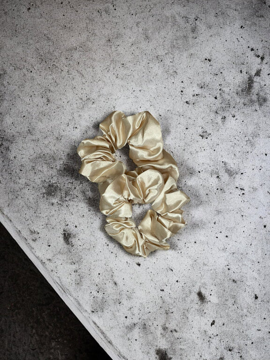 Ivory satin scrunchie set