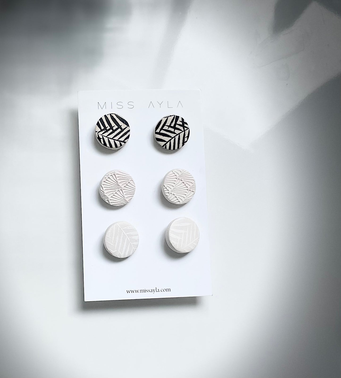 Natural clay earrings pack